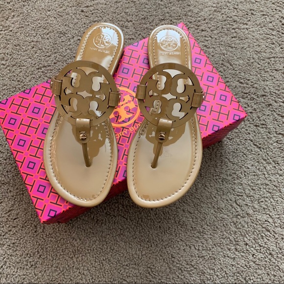 NEW 10.5 Tory Burch Miller Patent Leather Sand - Picture 6 of 11
